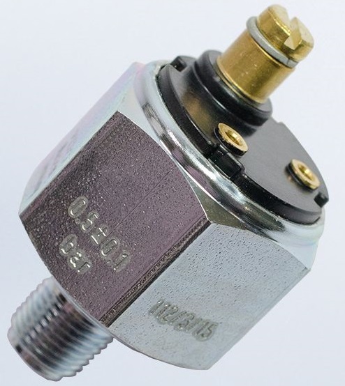 230-112-001-015C - VDO PRESSURE Switch 0.9Bar (Earth Ret)