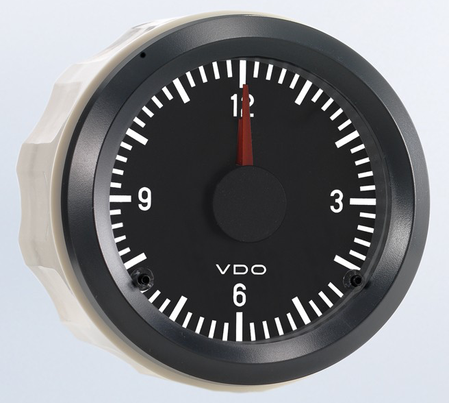 370-955 - VDO Cockpit International Analog Clock